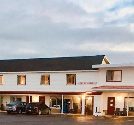 North Country American Inn Kalkaska Exteriör bild